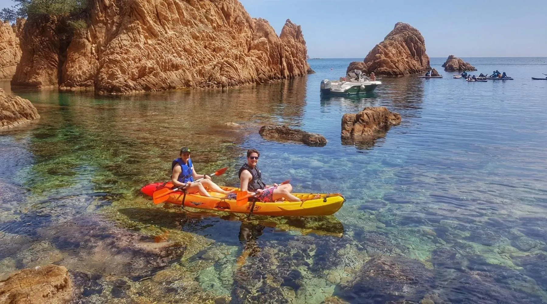 Sol y Mar 1-Maison jumelée avec terrasse, piscine et parking communautaire, surplomb de mer Begur 0*,