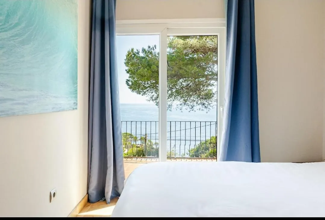 Sol y Mar 1-Maison jumelée avec terrasse, piscine et parking communautaire, surplomb de mer Begur Apartamento
