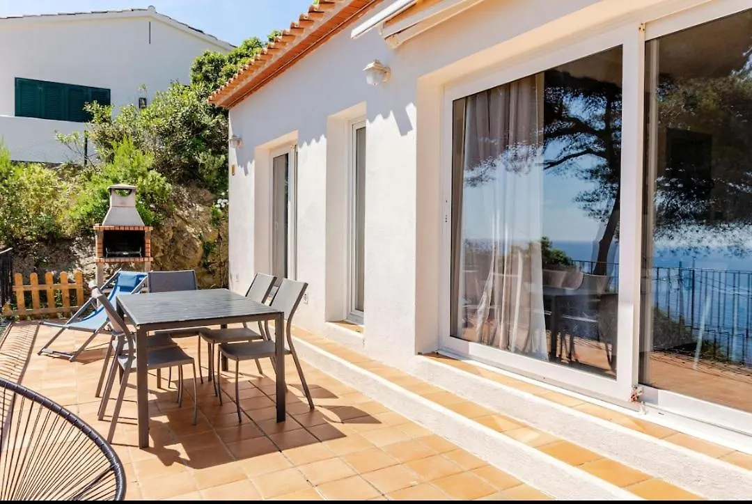 Apartamento Sol y Mar 1-Maison jumelée avec terrasse, piscine et parking communautaire, surplomb de mer Begur