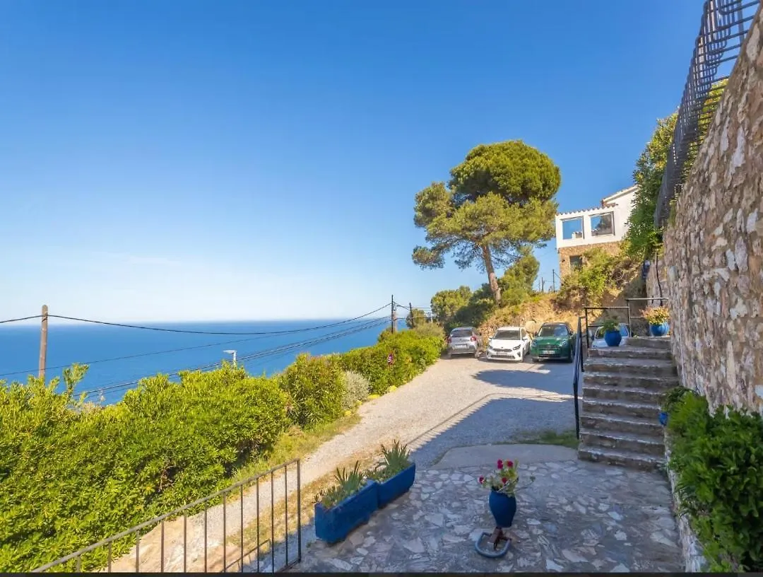 Sol y Mar 1-Maison jumelée avec terrasse, piscine et parking communautaire, surplomb de mer Begur 0*,  España